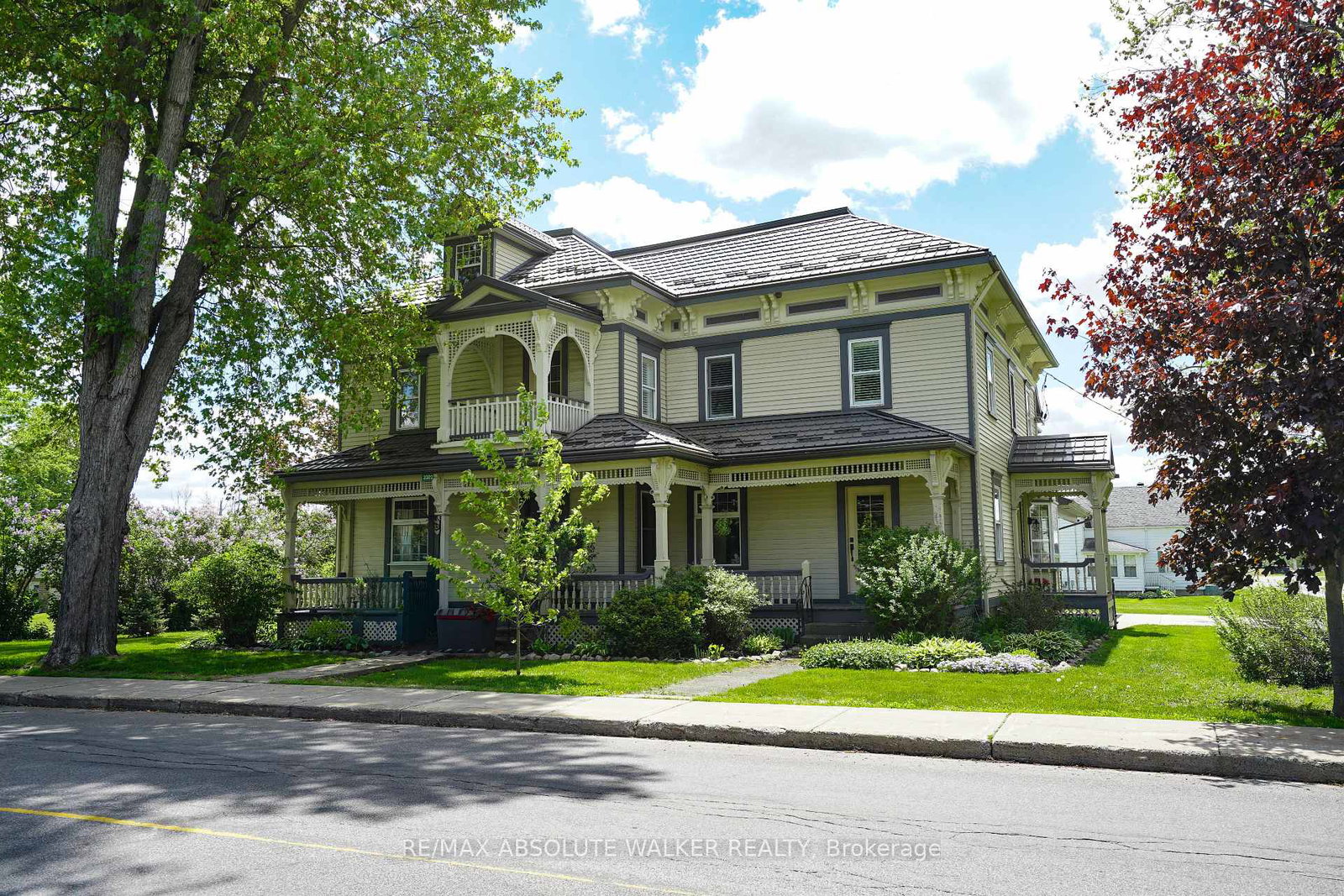 3302-main-street-north-stormont-ontario-x13700740