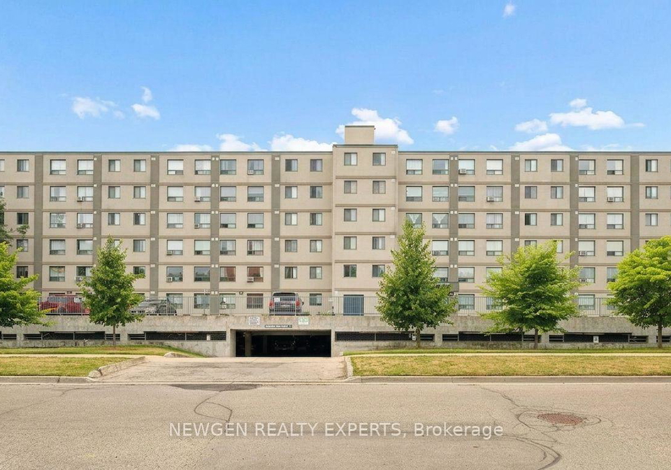 18-holborn-court-kitchener-ontario-x13700748