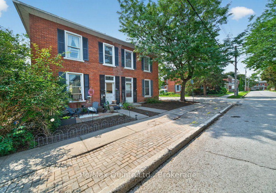 15-forin-street-belleville-ontario-x13700758