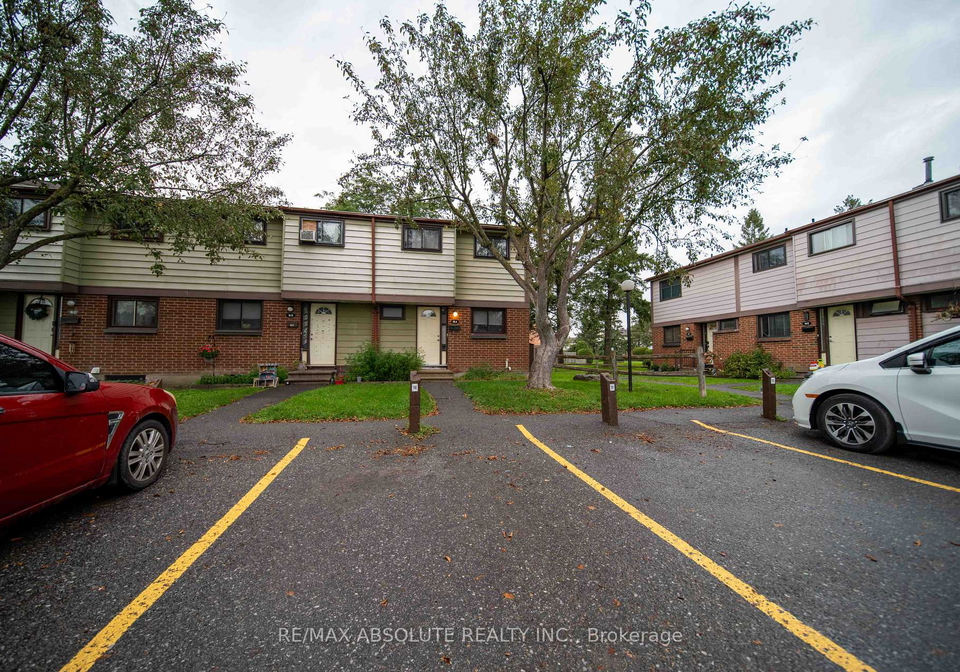 16-a-knollsbrook-drive-ottawa-ontario-x13700760