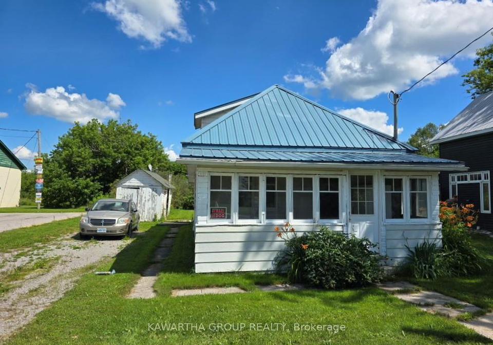 129-lindsay-street-kawartha-lakes-ontario-x13700796