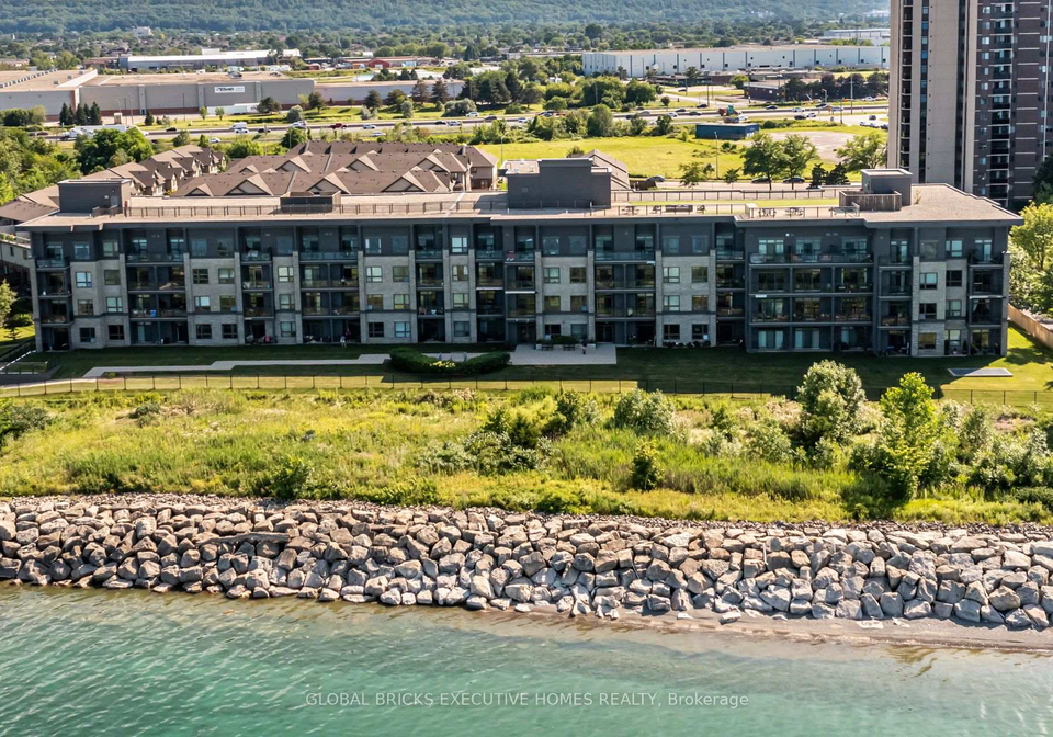 35-southshore-crescent-hamilton-ontario-x13700860