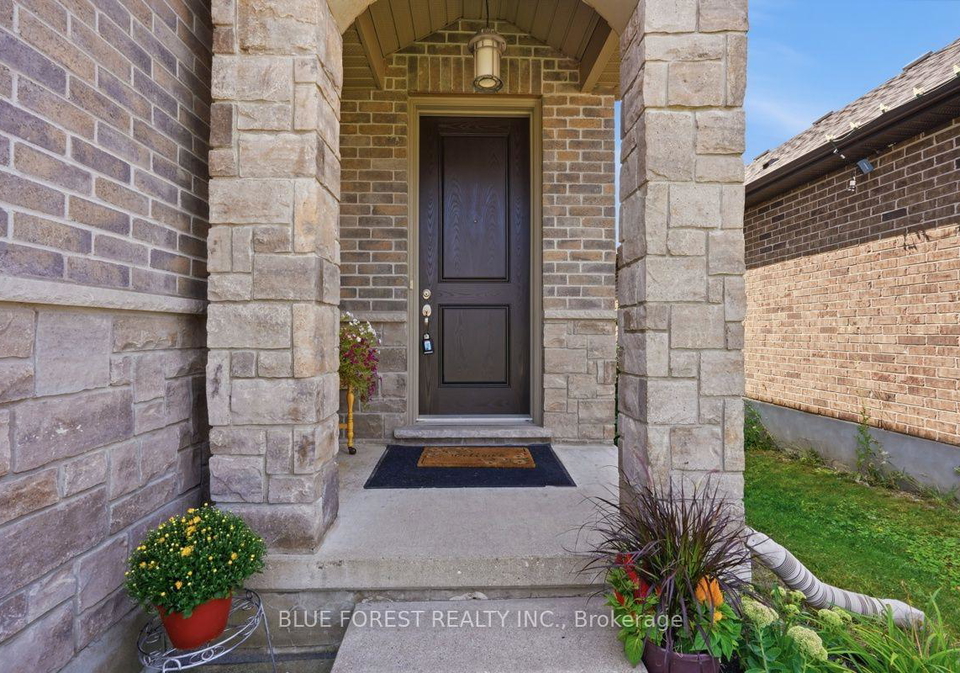 1832-cherrywood-trail-london-north-ontario-x13700896