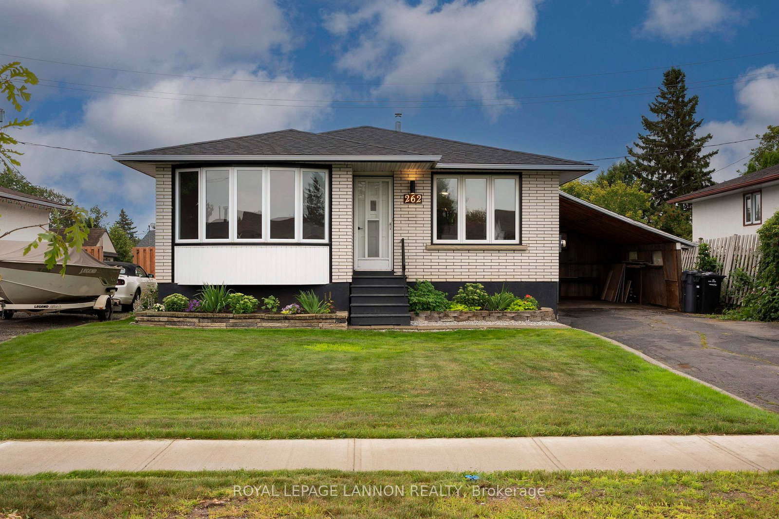 262-sheridan-crescent-thunder-bay-ontario-x13700964