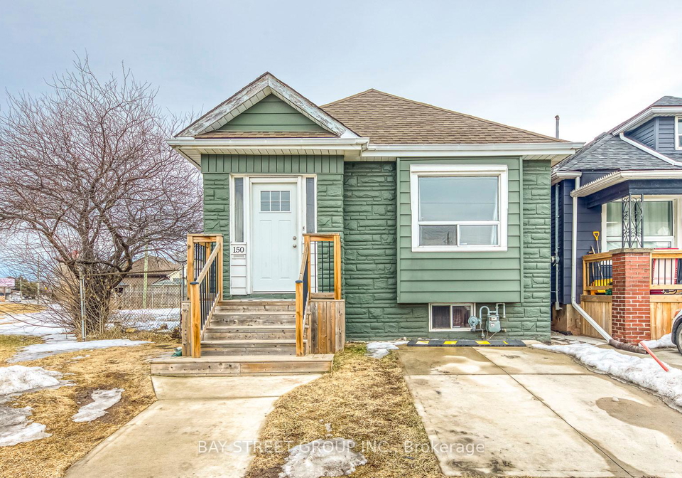 150-crosthwaite-avenue-n-hamilton-ontario-x13701026