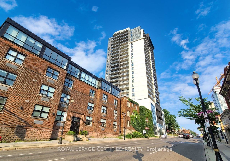 15-queen-street-s-hamilton-ontario-x13701040
