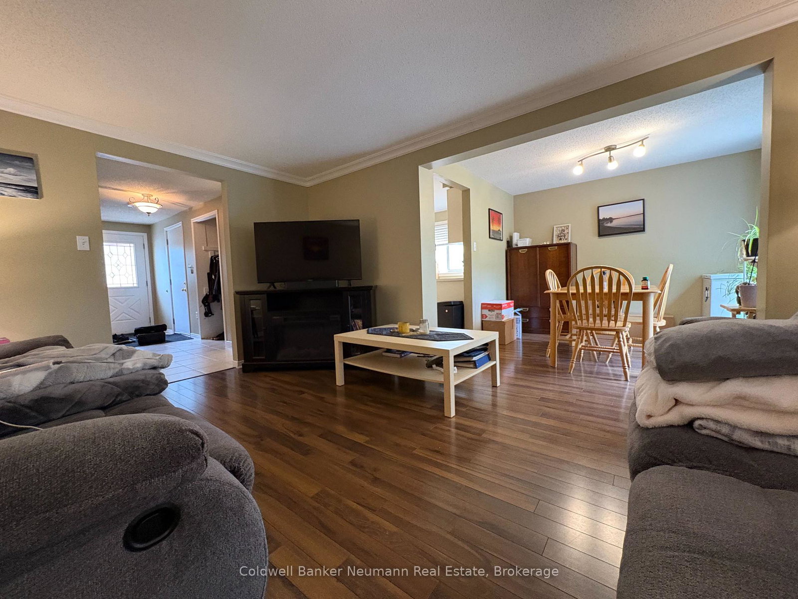 120-moss-place-guelph-ontario-x13701112