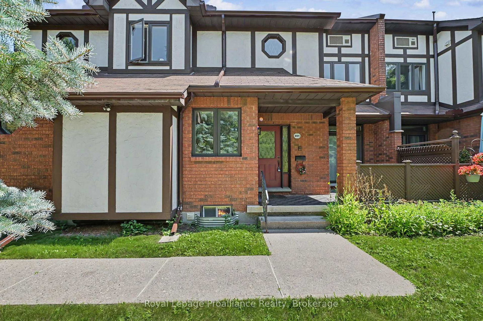 245-elgin-street-w-cobourg-ontario-x13701122