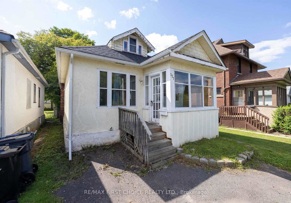 521-vickers-street-s-thunder-bay-ontario-x13701132