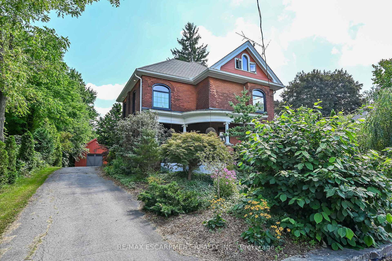 2074-governors-road-hamilton-ontario-x13701170