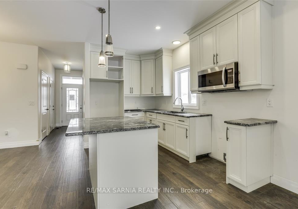 41-sleepy-meadow-drive-w-chatham-kent-ontario-x13701216