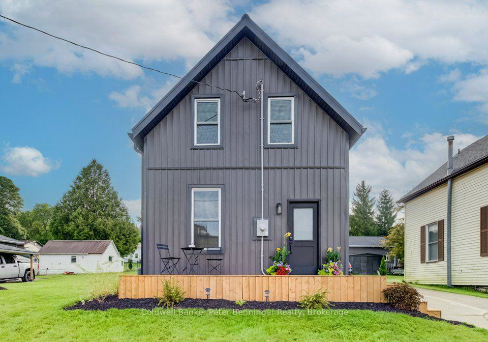 20-elm-street-brockton-ontario-x13701220