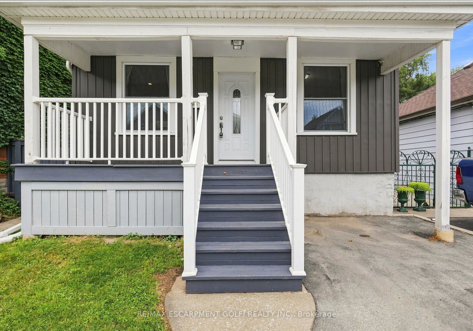 241-rosslyn-avenue-n-hamilton-ontario-x13701250