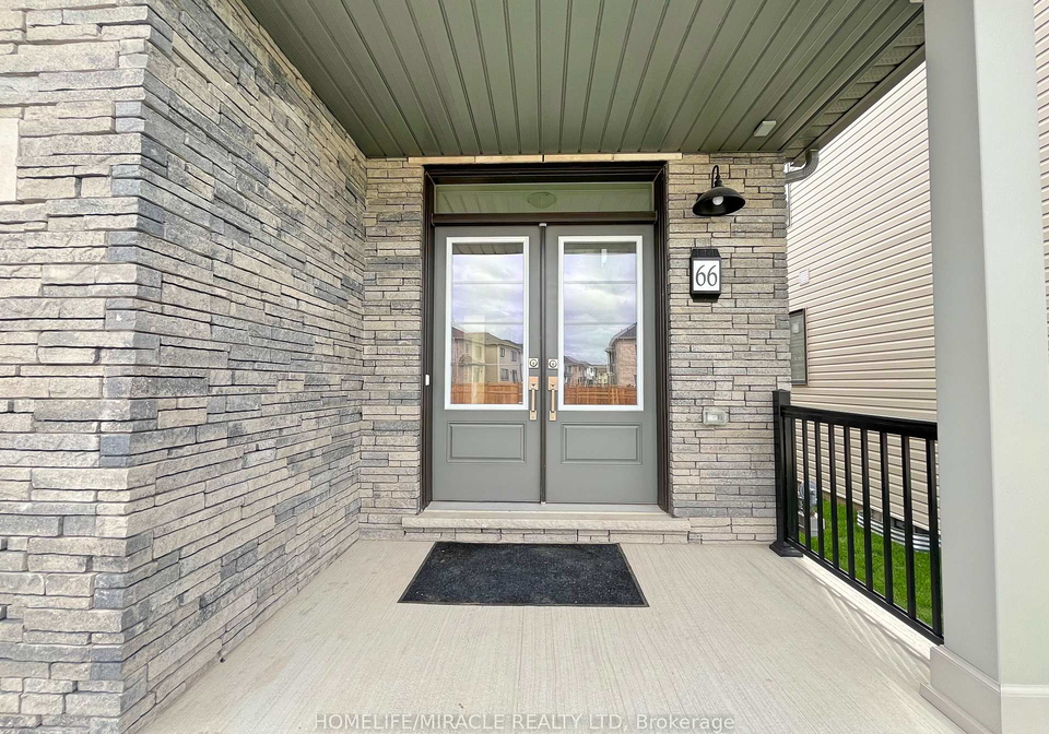 66-aviron-crescent-welland-ontario-x13701264