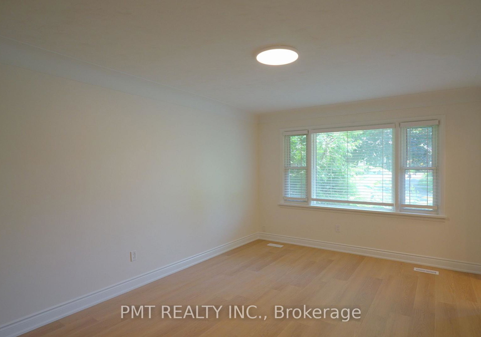143-elgin-crescent-waterloo-ontario-x13701370