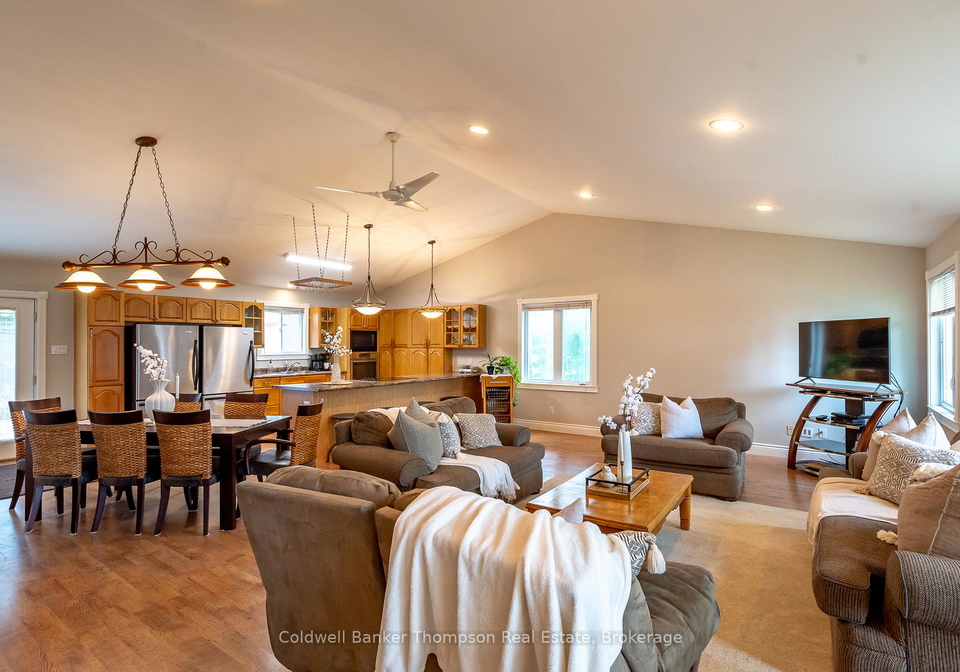 4237-ravenscliffe-road-huntsville-ontario-x13701376