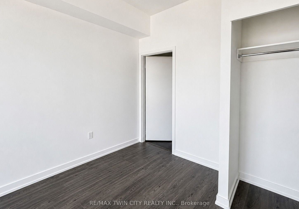 30-francis-street-kitchener-ontario-x13701518
