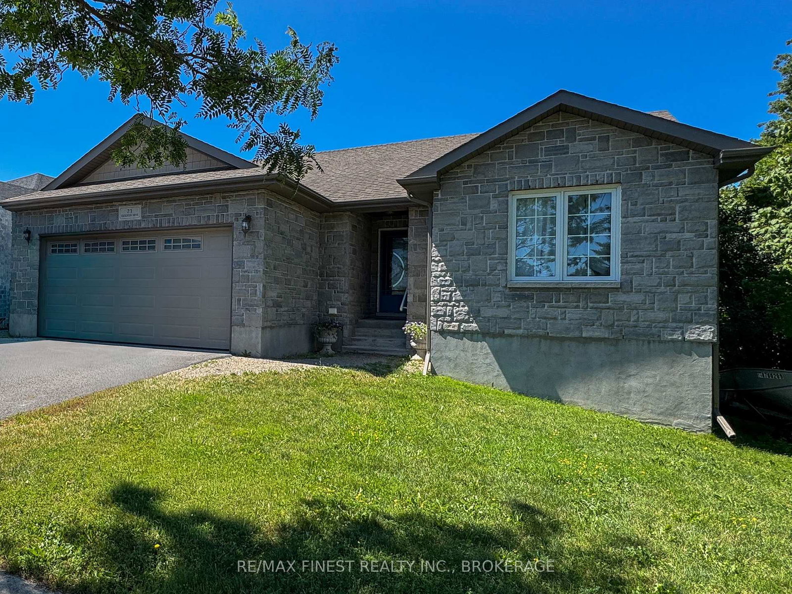 23-creighton-drive-loyalist-ontario-x13701548