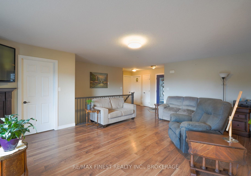 23-creighton-drive-loyalist-ontario-x13701548
