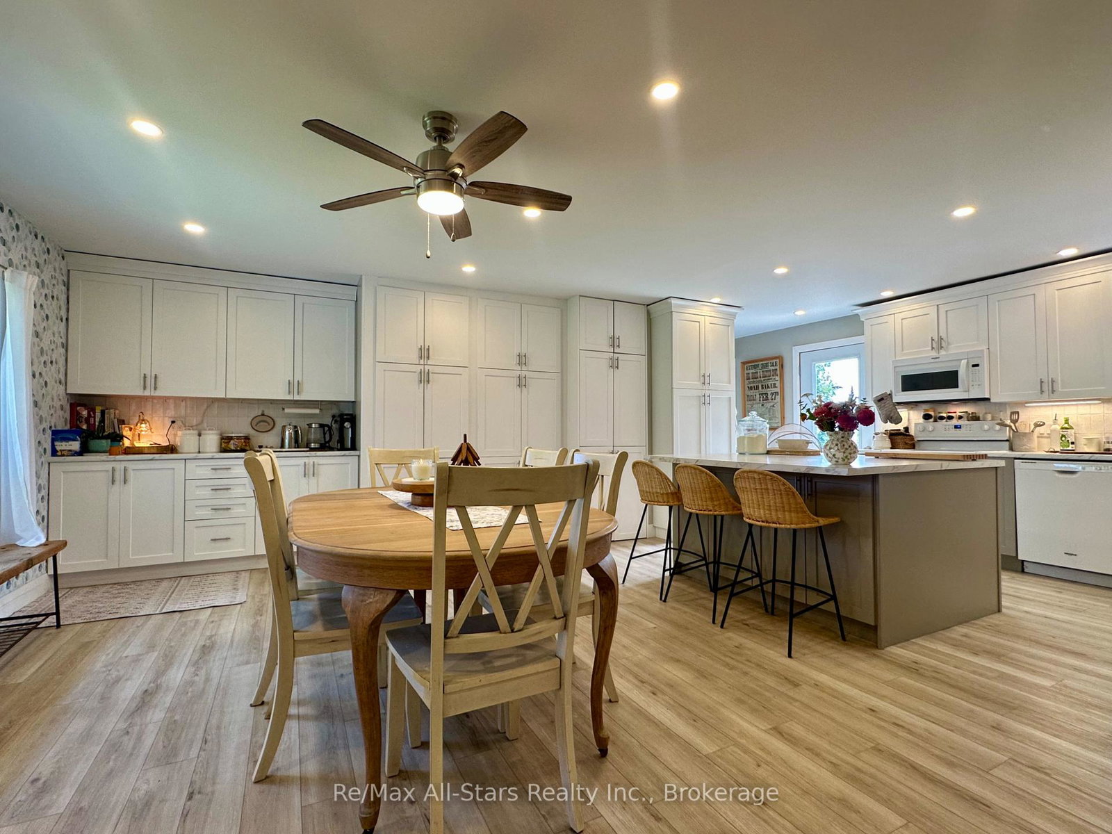 4-warnica-drive-kawartha-lakes-ontario-x13701596
