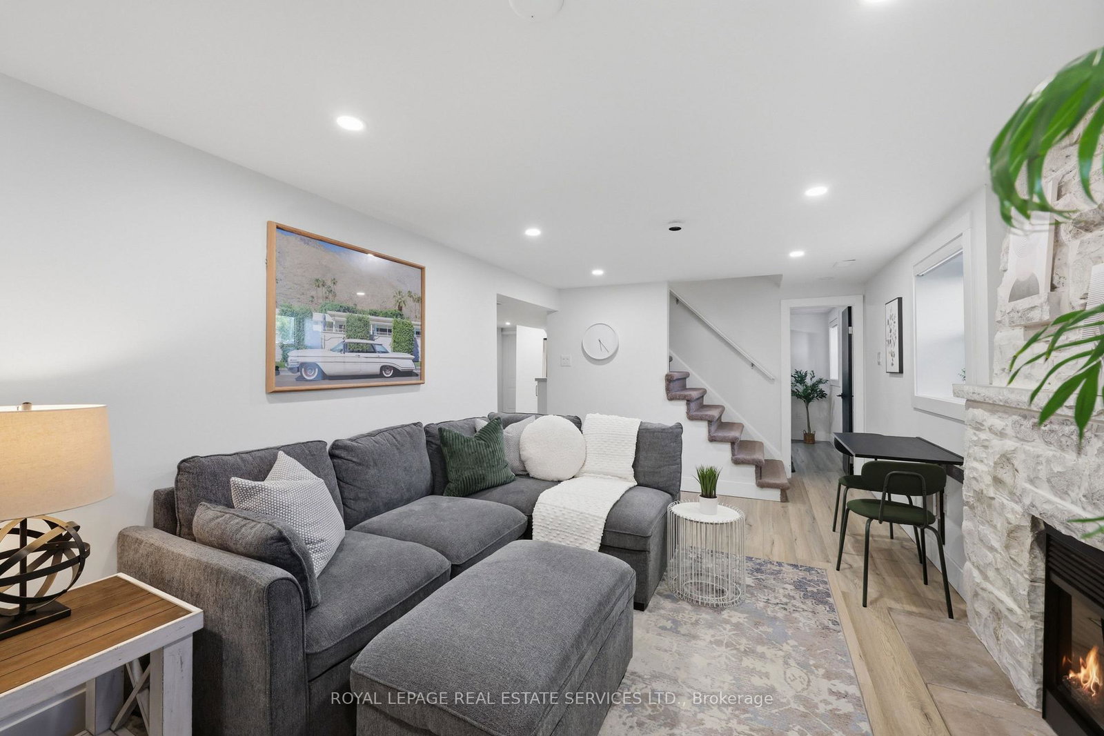 8-briscoe-street-w-london-south-ontario-x13701684
