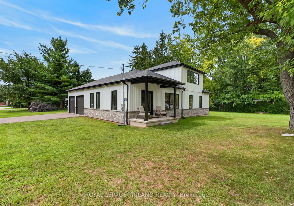 4397-mill-crescent-north-middlesex-ontario-x13701690
