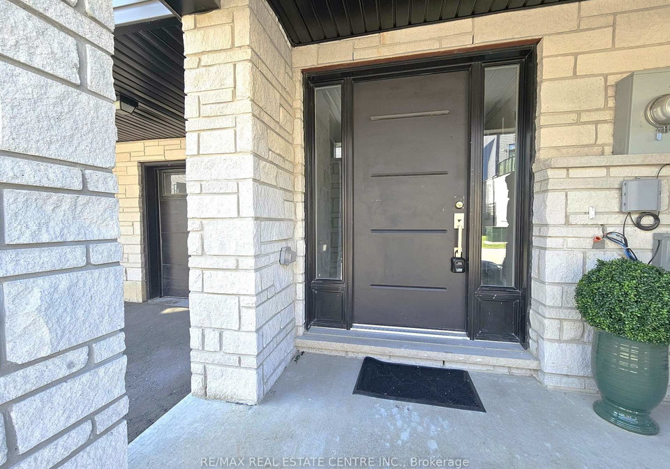 51-sparrow-avenue-cambridge-ontario-x13701736