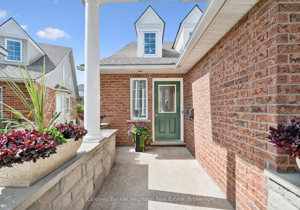 17-somerset-glen-guelph-ontario-x13701748
