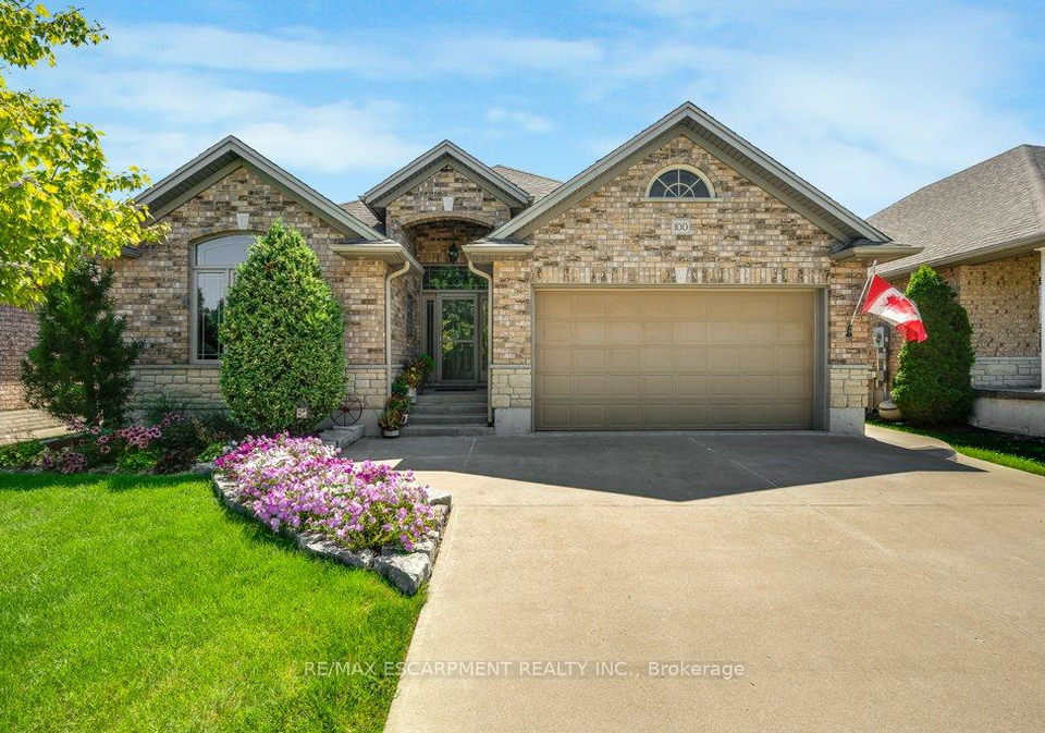 100-willowdale-crescent-norfolk-ontario-x13701816