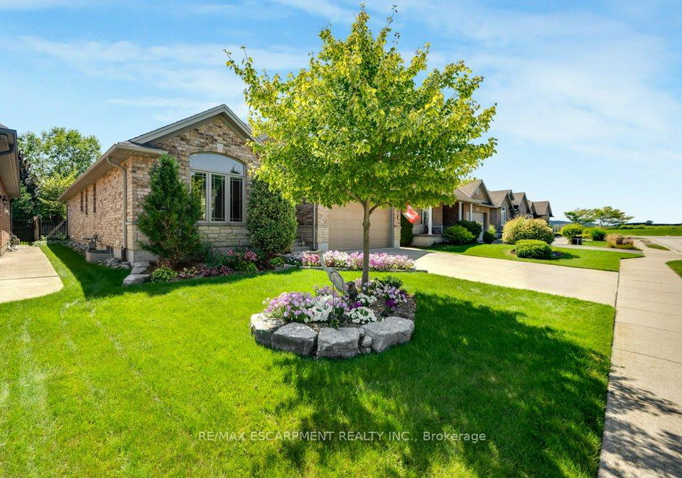 100-willowdale-crescent-norfolk-ontario-x13701816