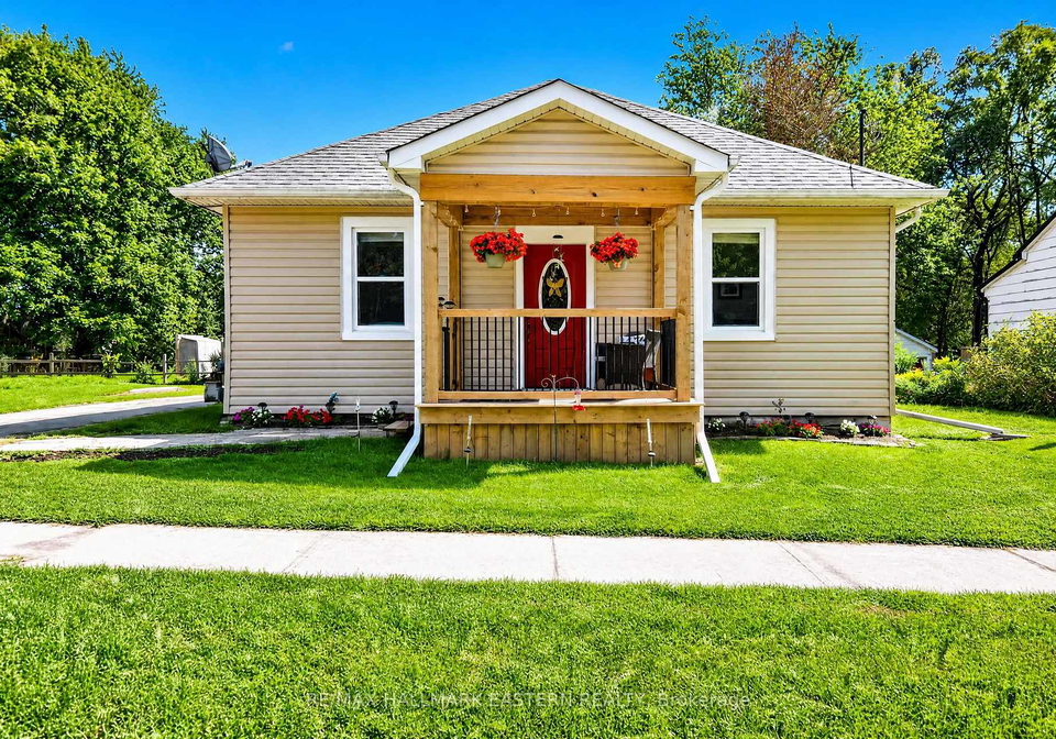 10747-county-road-2-haldimand-ontario-x13701872