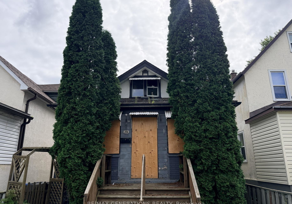 216-rowand-street-thunder-bay-ontario-x13701900