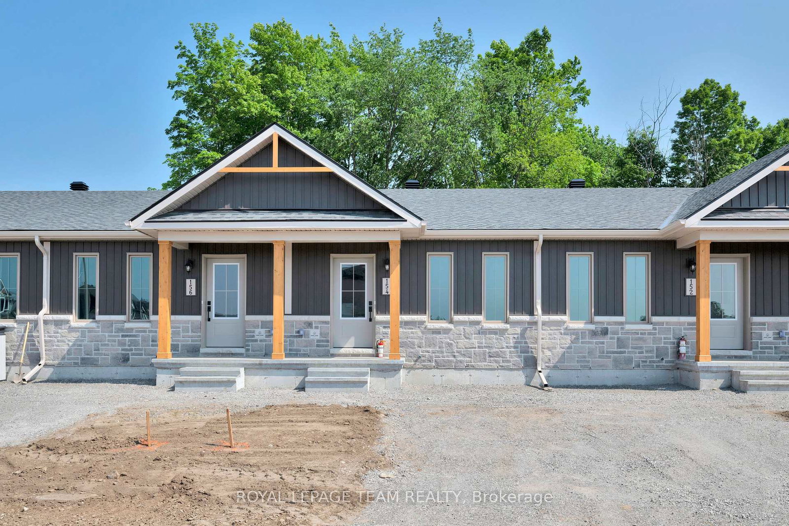142-doctor-agnes-craine-drive-smiths-falls-ontario-x13701956