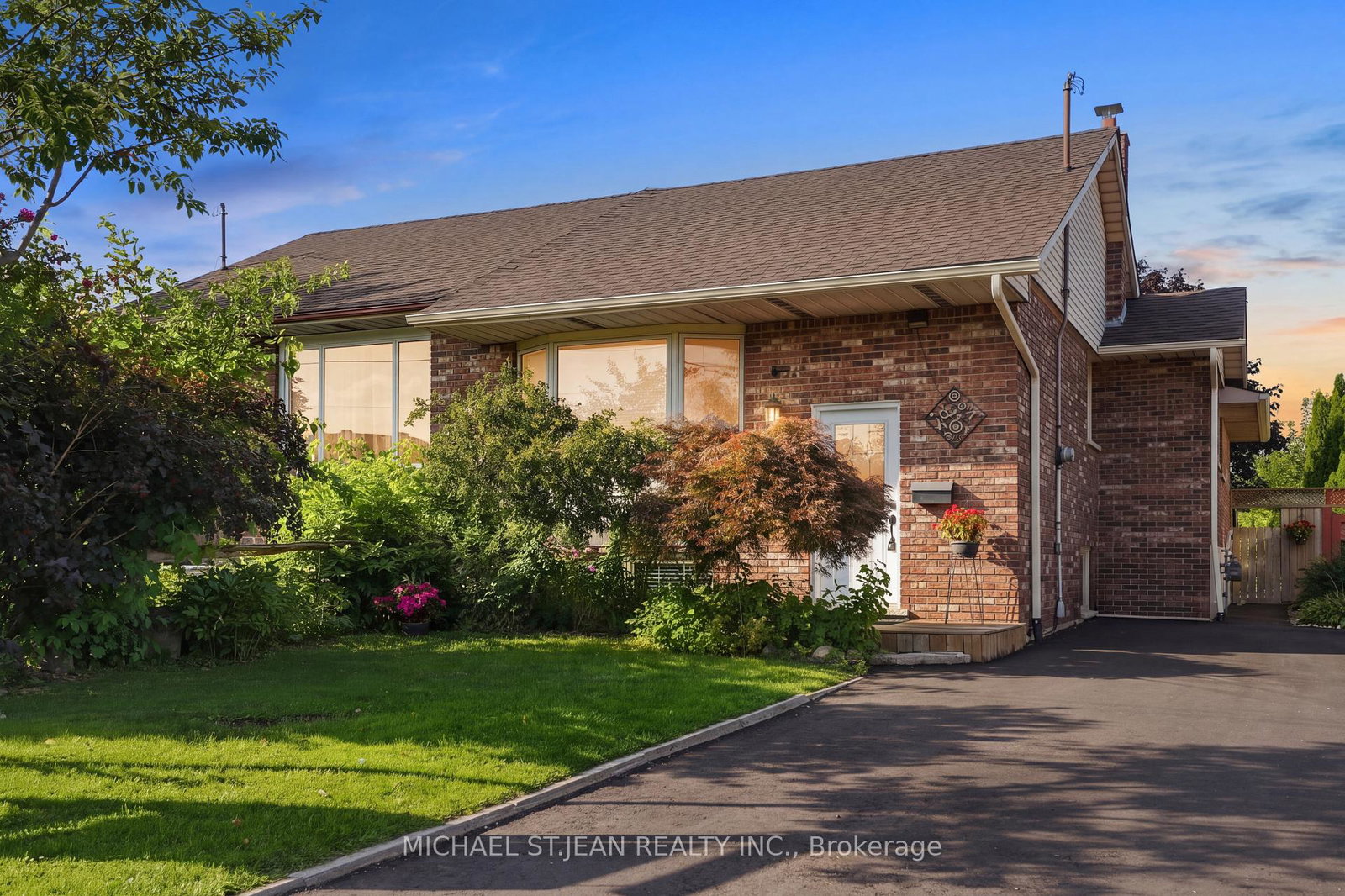 50-adis-avenue-hamilton-ontario-x13702000