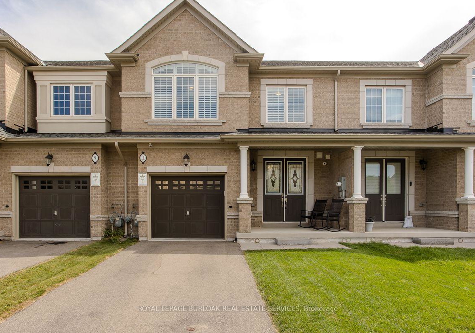 11-cooley-grove-hamilton-ontario-x13702358