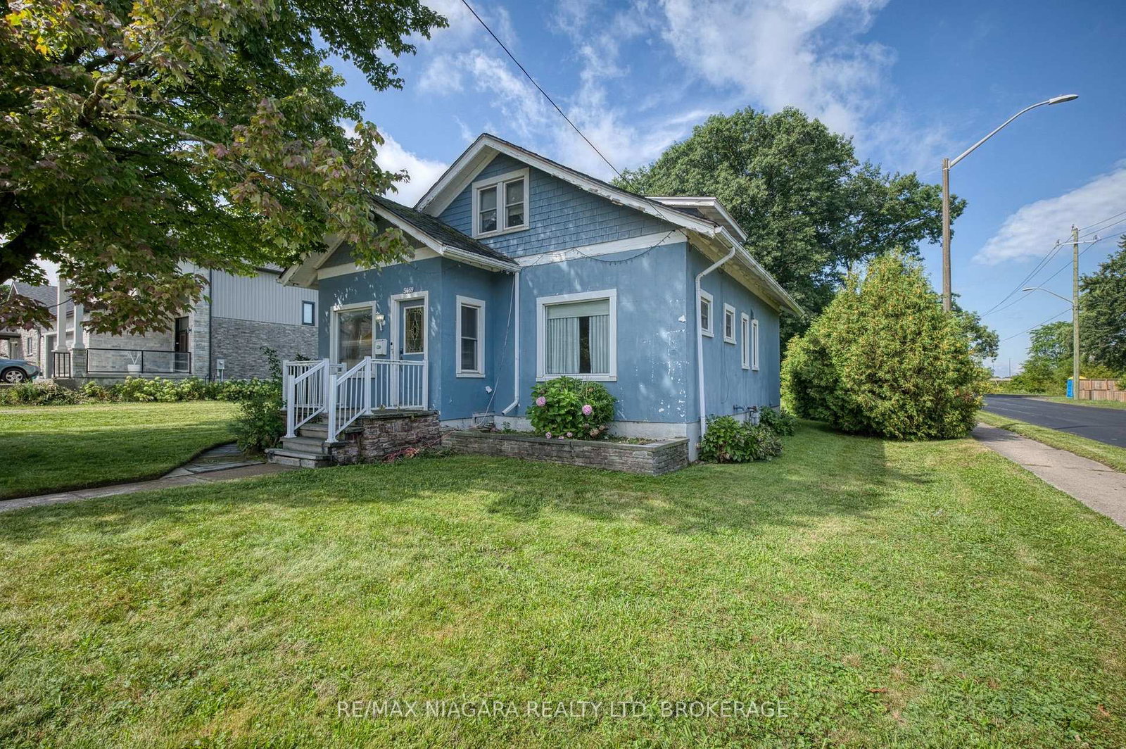 5469-prince-edward-avenue-niagara-falls-ontario-x13702480