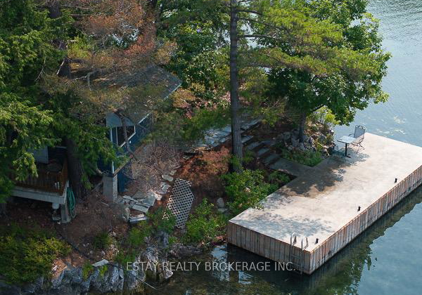 1-island-60-leeds-and-the-thousand-islands-ontario-x13702518