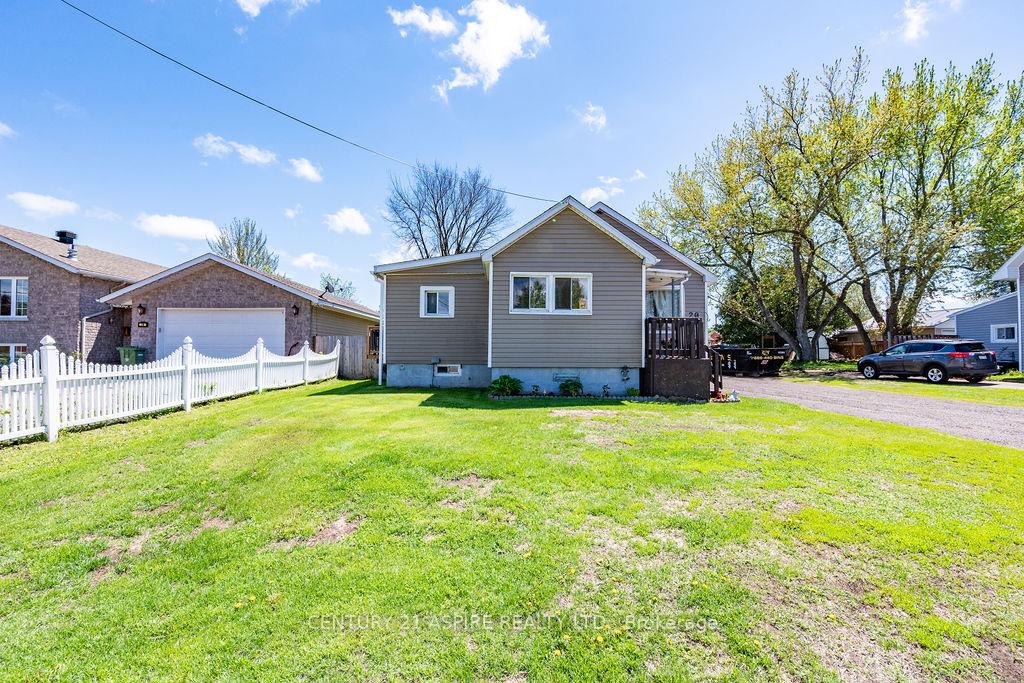 20-hilda-street-petawawa-ontario-x13702676