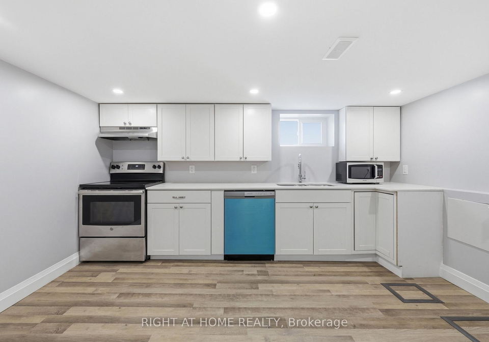38-martin-road-hamilton-ontario-x13702734