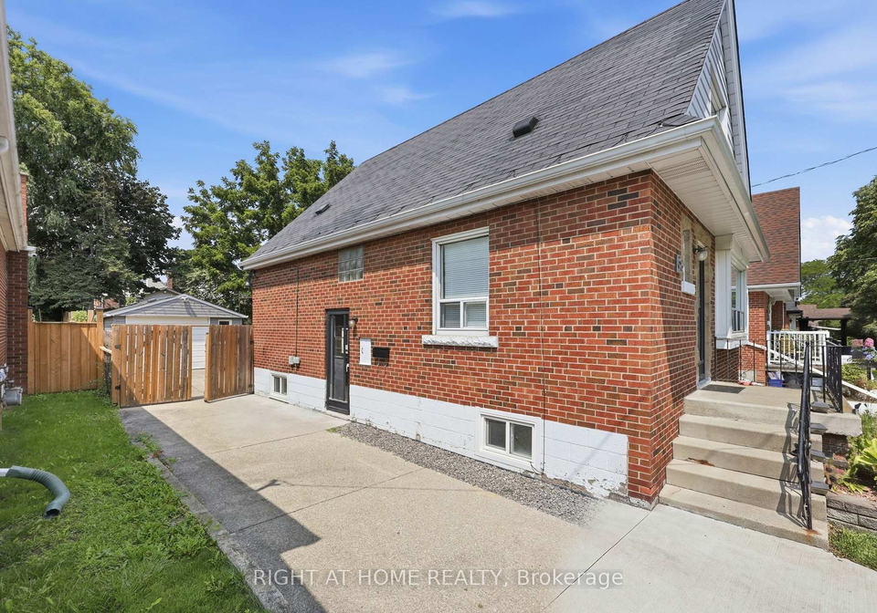 38-martin-road-hamilton-ontario-x13702734