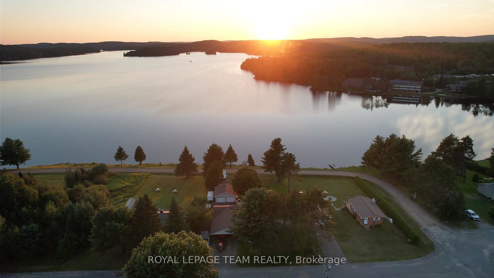 76-lake-street-south-algonquin-ontario-x13702738
