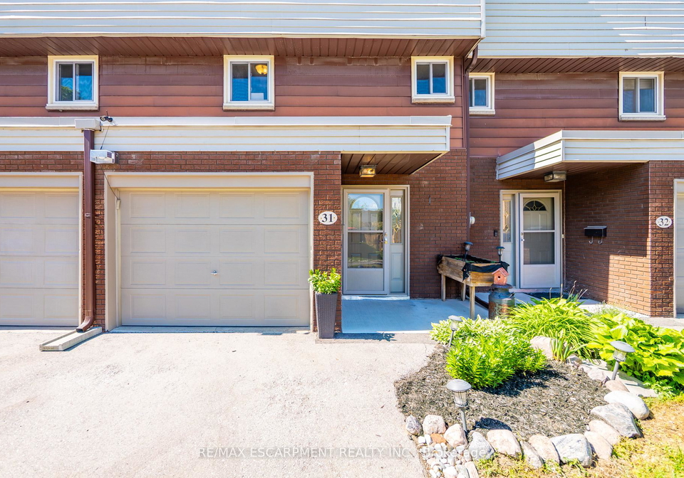 23-watsons-lane-hamilton-ontario-x13702754