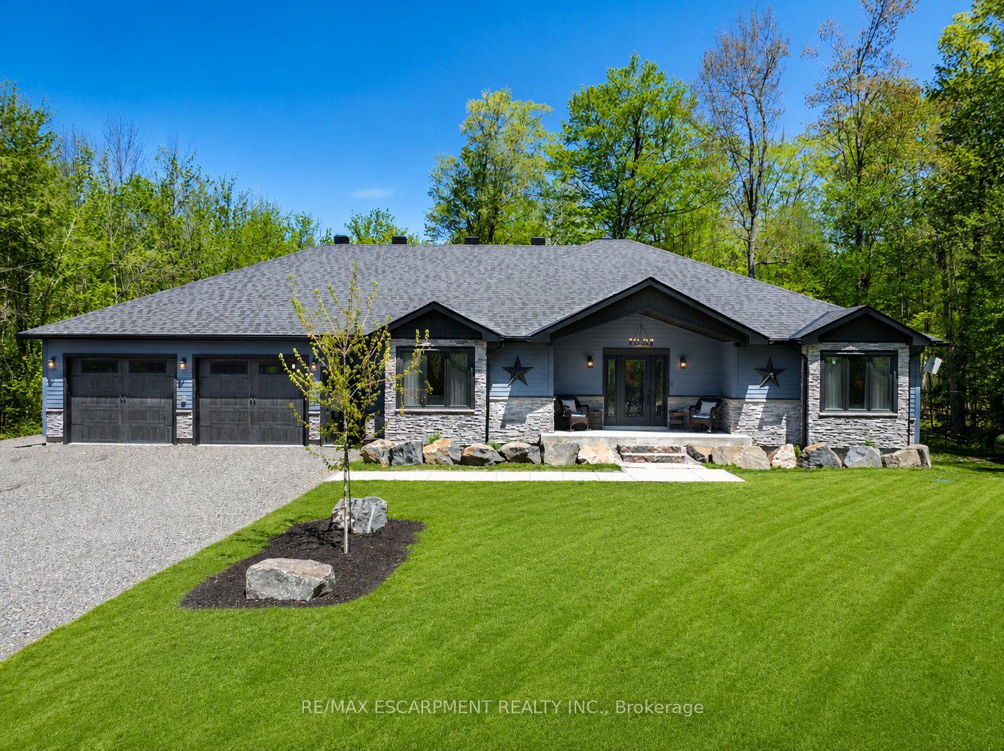 1068-xavier-street-gravenhurst-ontario-x13702764