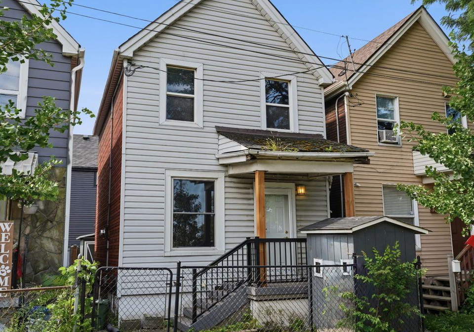 38-mars-avenue-hamilton-ontario-x13702772