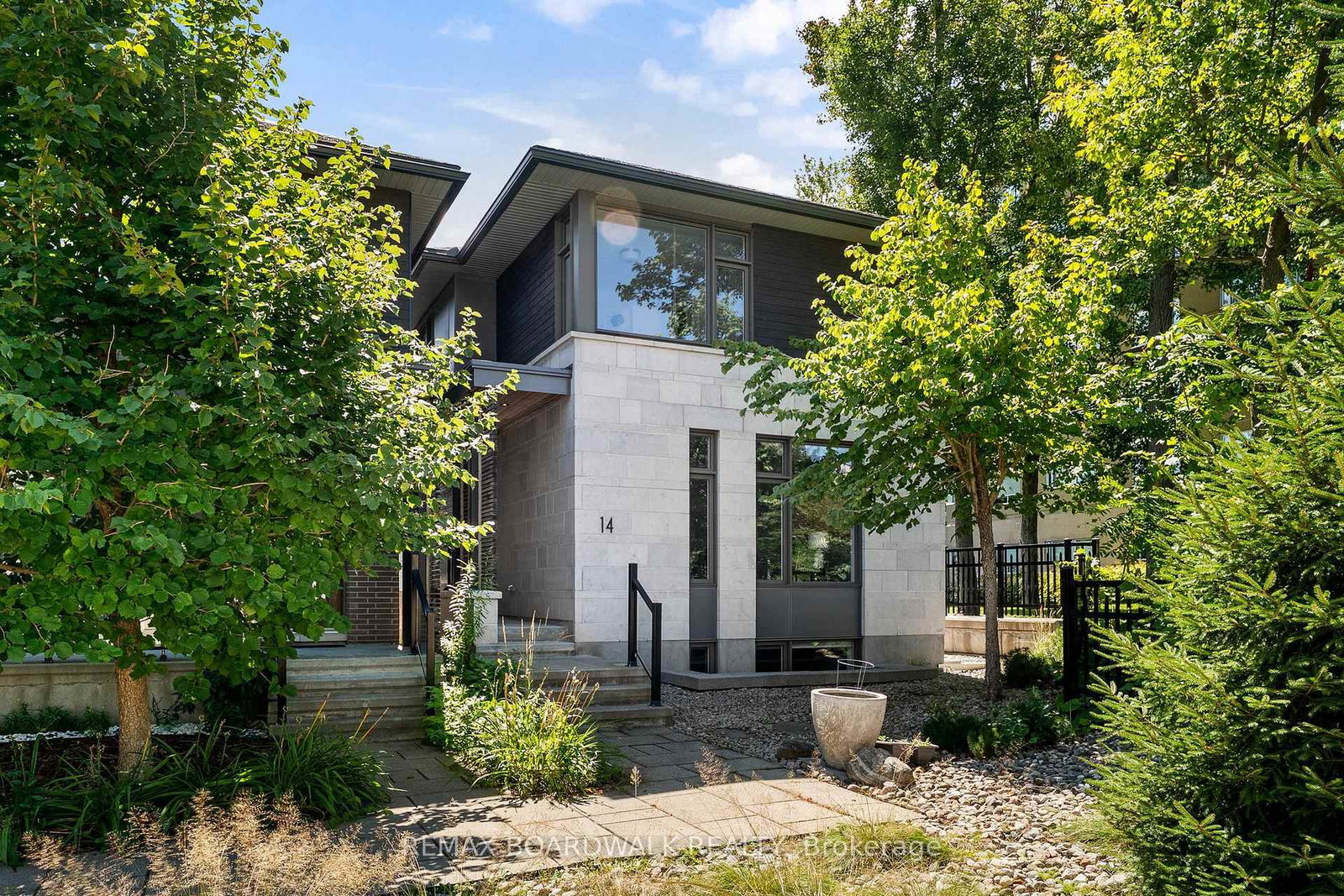 14-philosopher-private-ottawa-ontario-x13703422