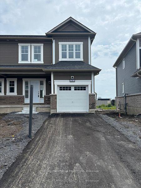 121-gildersleeve-boulevard-loyalist-ontario-x13703592