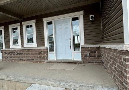 121-gildersleeve-boulevard-loyalist-ontario-x13703592
