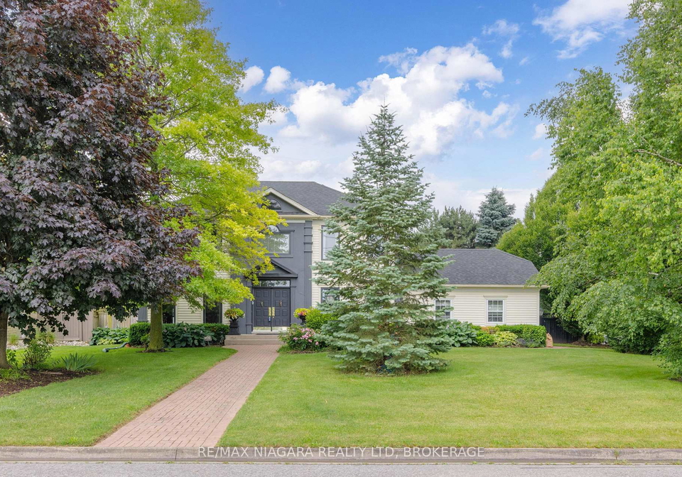 8056-cathedral-drive-niagara-falls-ontario-x13703606