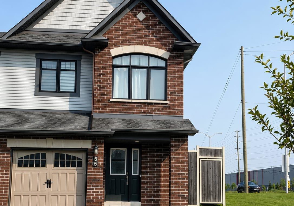 55-fallengale-crescent-kanata-ontario-x13703612