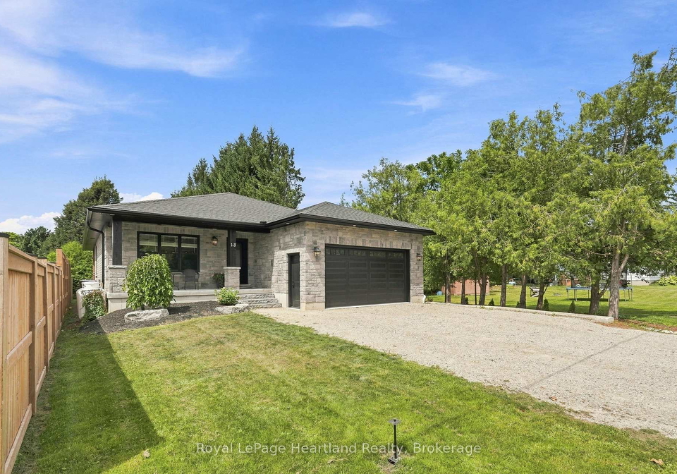 18-geddes-street-w-minto-ontario-x13703626